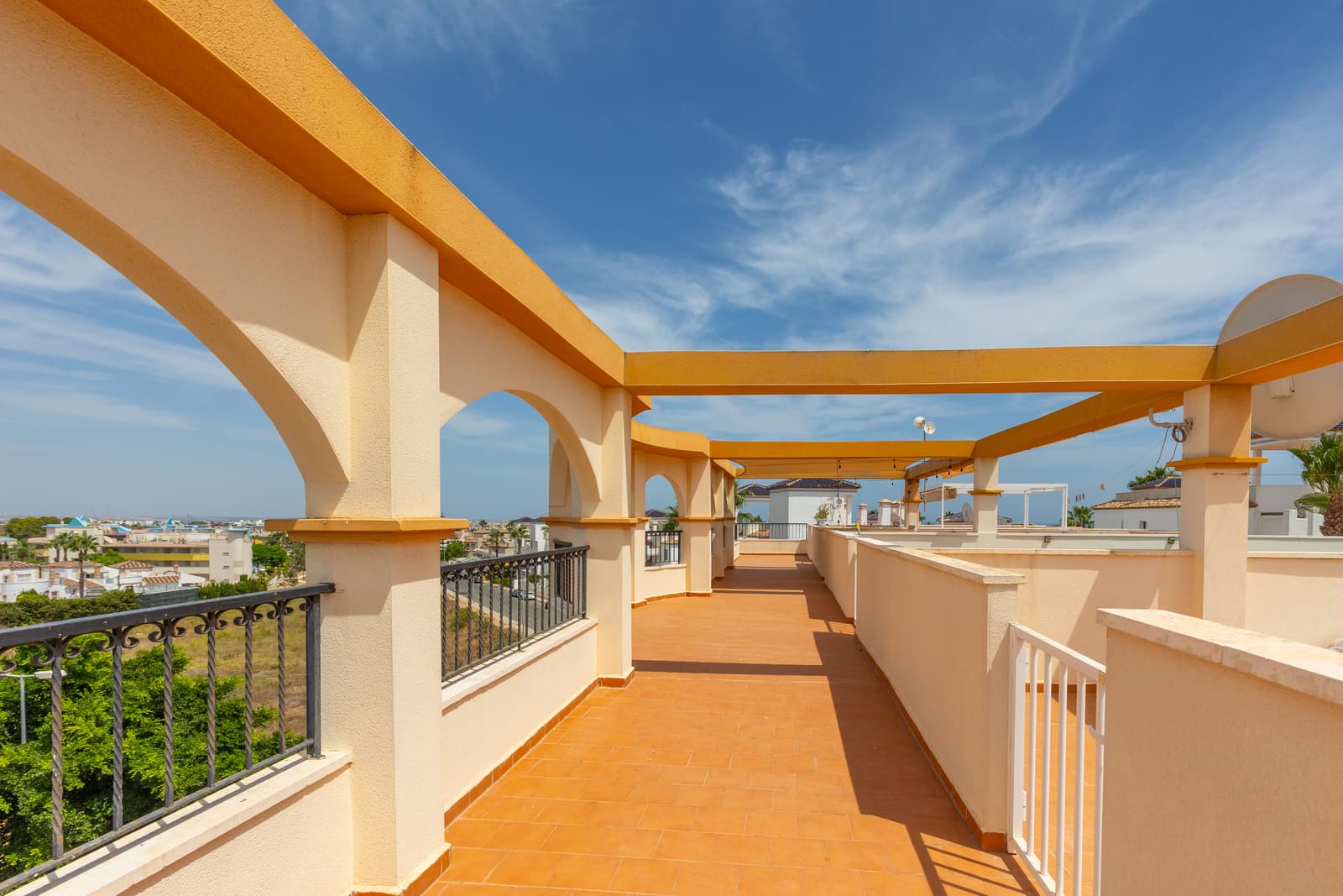 Tussenverdieping Appartement met 2 slaapkamers in Orihuela - 32