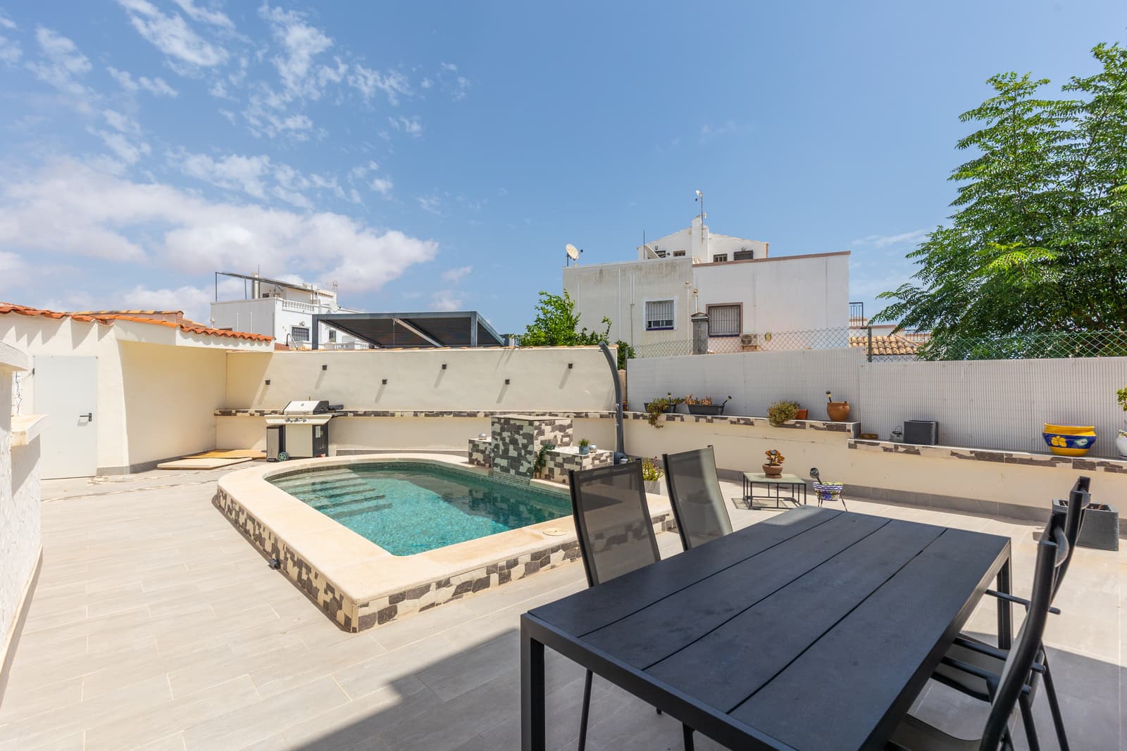 Apartamento Planta Media de 2 dormitorios en Orihuela Costa - 3