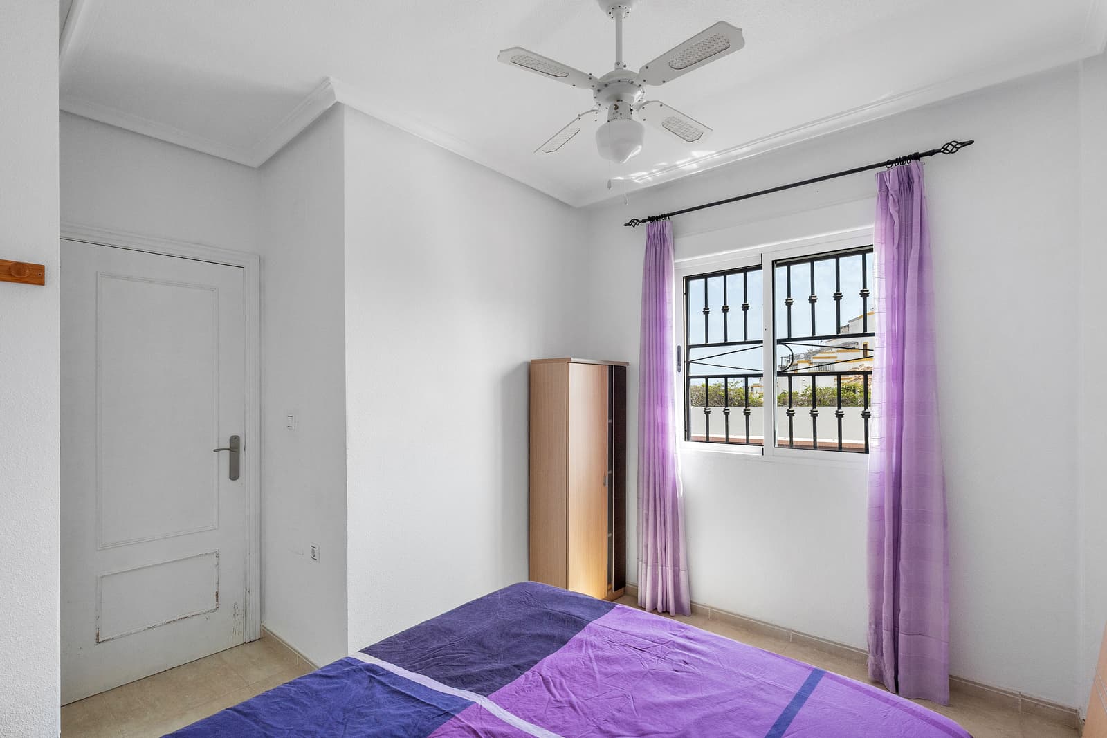 Apartamento Planta Media de 2 dormitorios en Orihuela Costa - 17