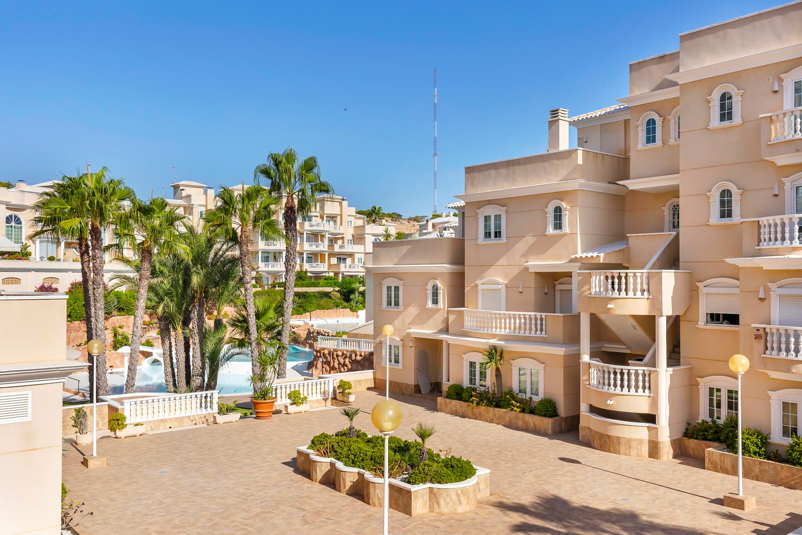 2 bed Middle Floor Apartment in Guardamar del Segura - 28