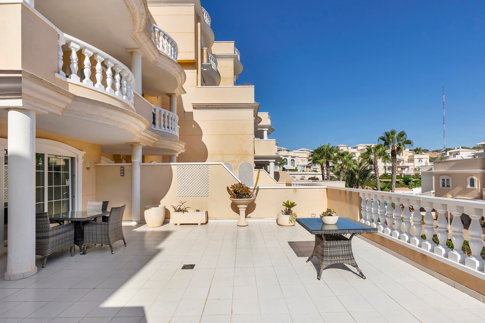 2 bed Middle Floor Apartment in Guardamar del Segura - 6
