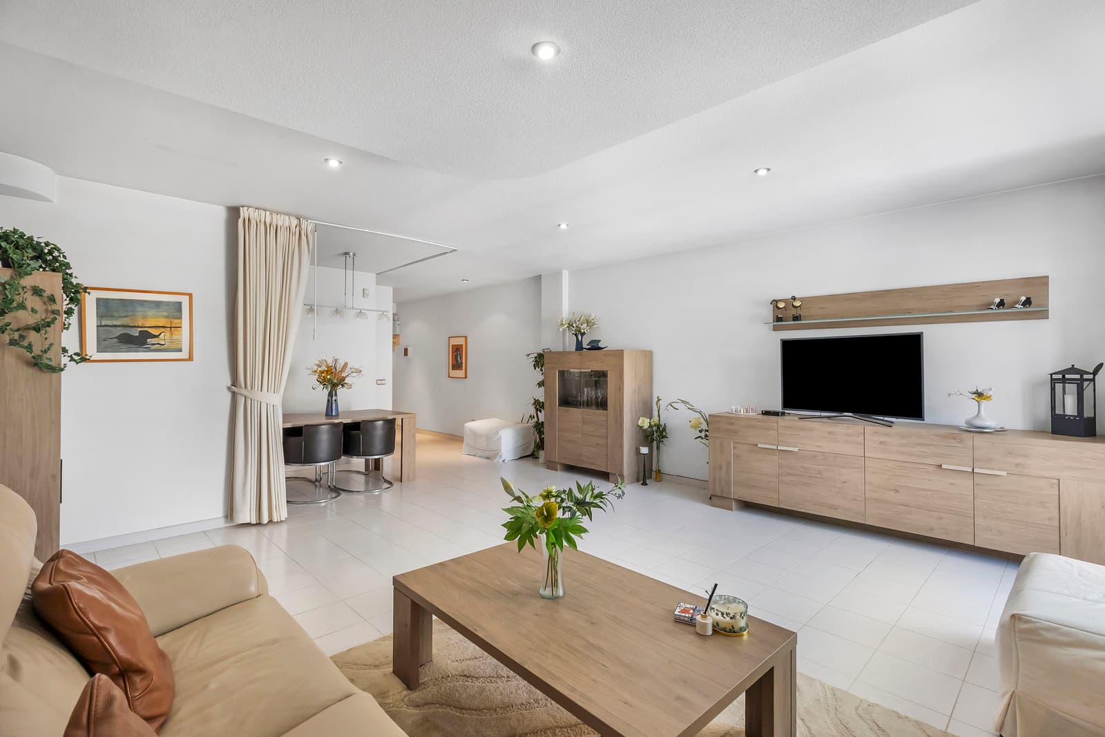 2 bed Middle Floor Apartment in Guardamar del Segura - 14