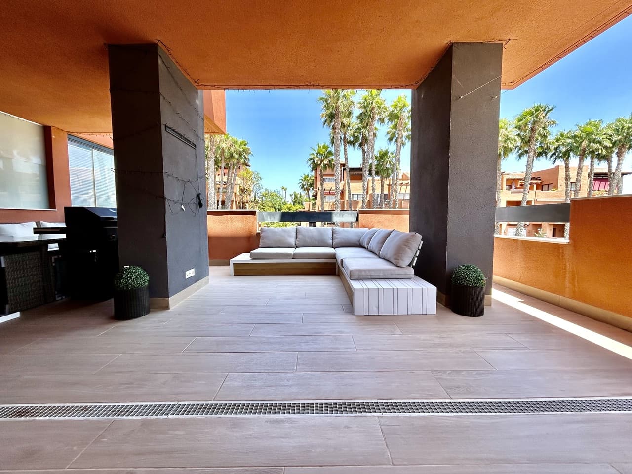 2 bed Middle Floor Apartment in Villamartin - 29