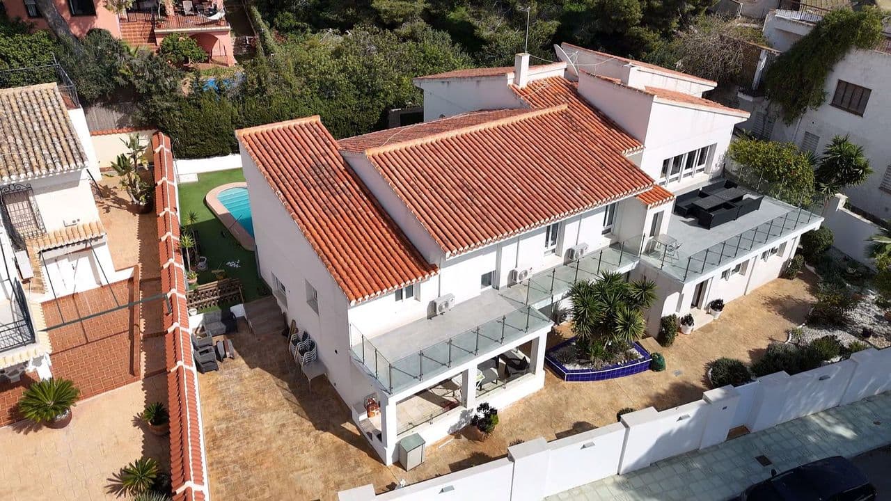 Villa - Chalet de 7 dormitorios en Dehesa de Campoamor - 1