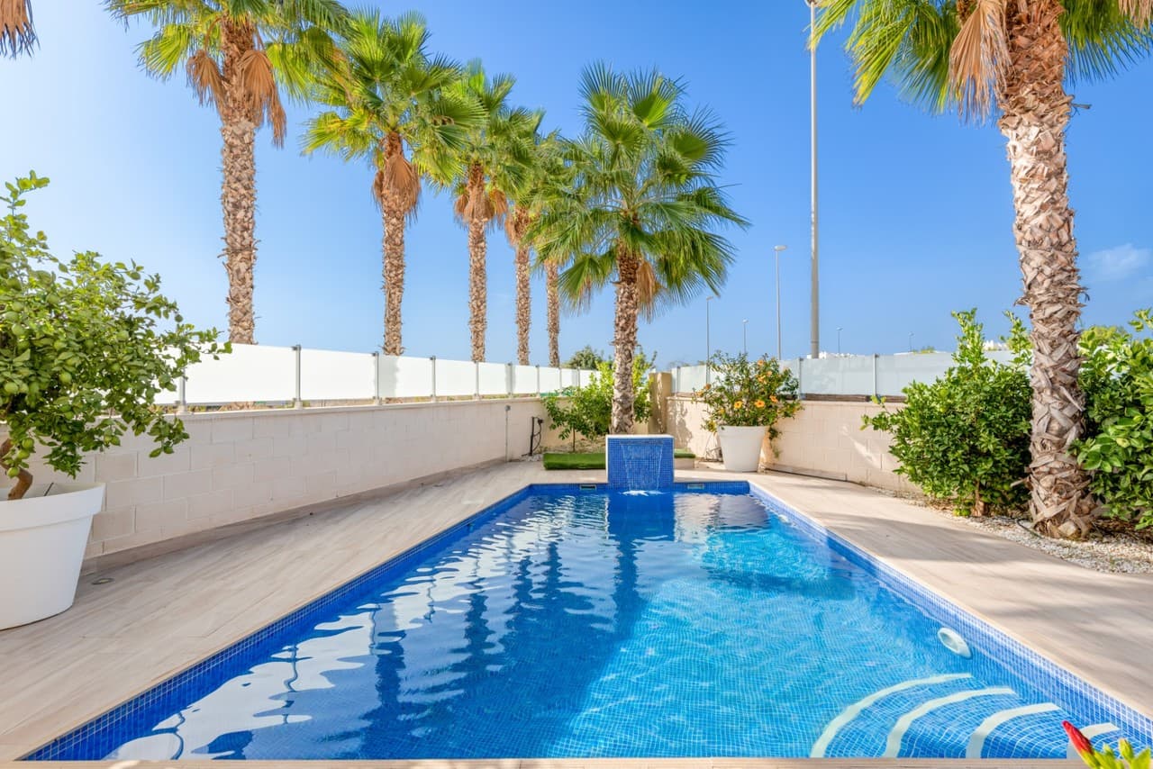 Villa - Chalet de 5 dormitorios en Cabo Roig - 3
