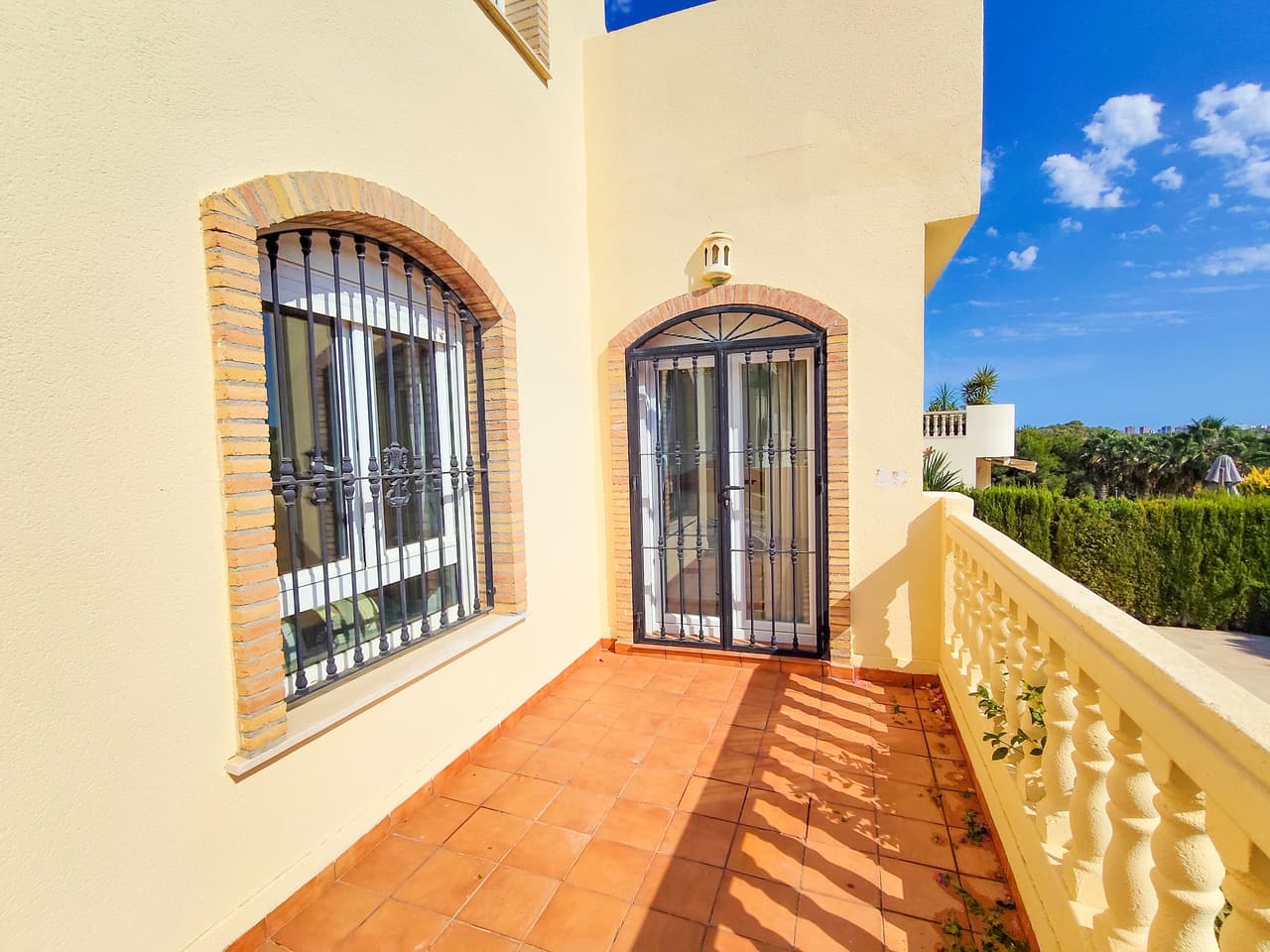 Villa - Chalet de 3 dormitorios en Villamartin - 26