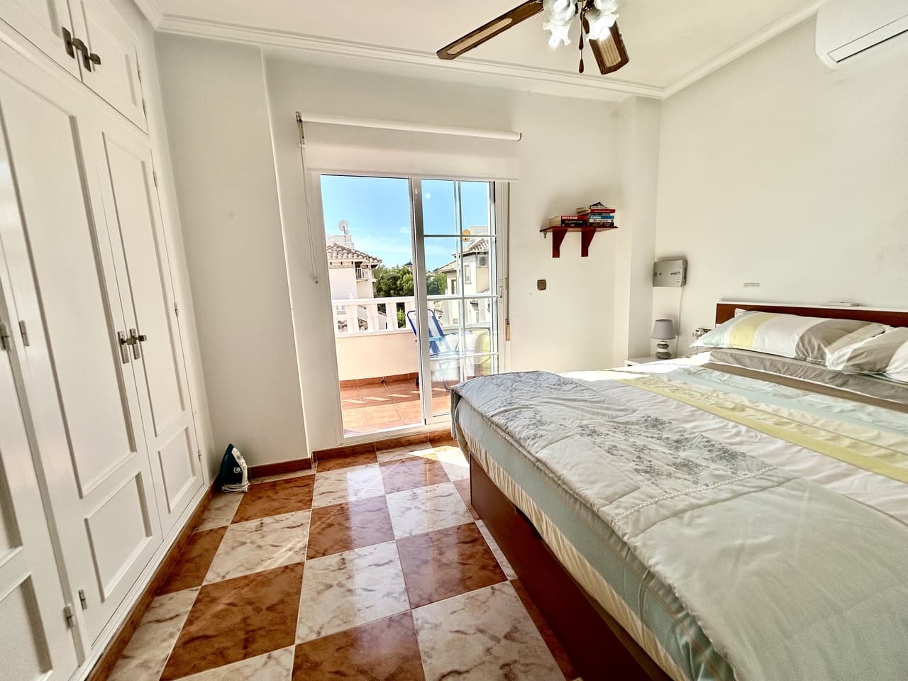 Geschakelde Woning met 2 slaapkamers in Cabo Roig - 13