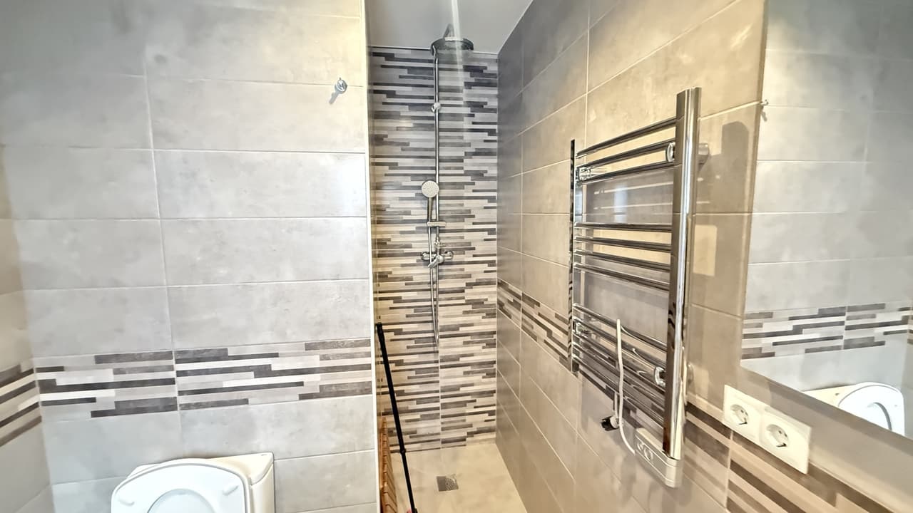 Villa - Chalet de 2 dormitorios en Villamartin - 39