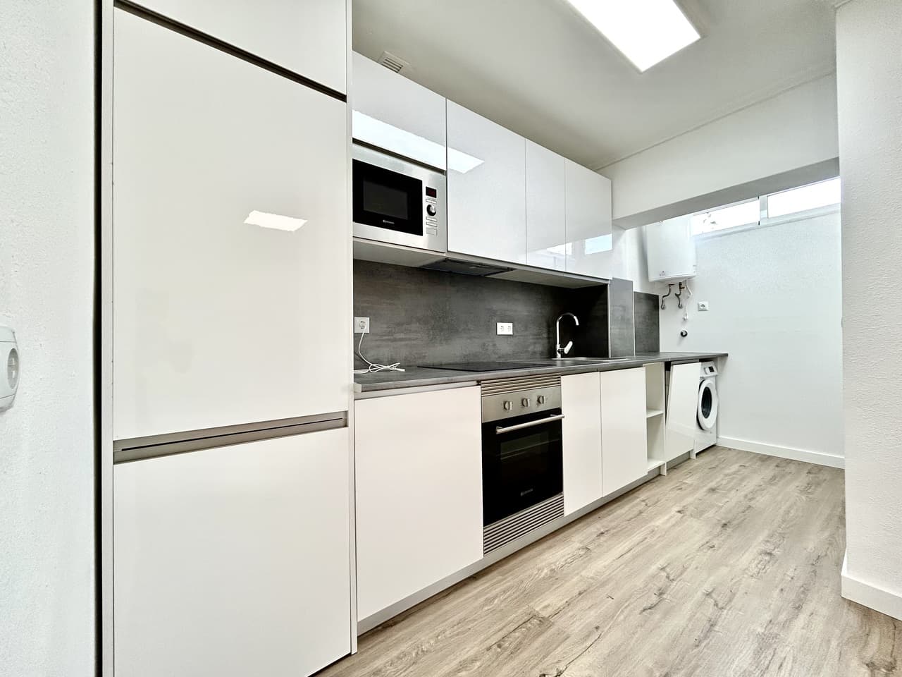 Apartamento Planta Media de 2 dormitorios en Villamartin - 11