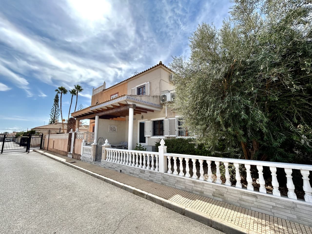 Adosada de 2 dormitorios en Playa Flamenca - 26