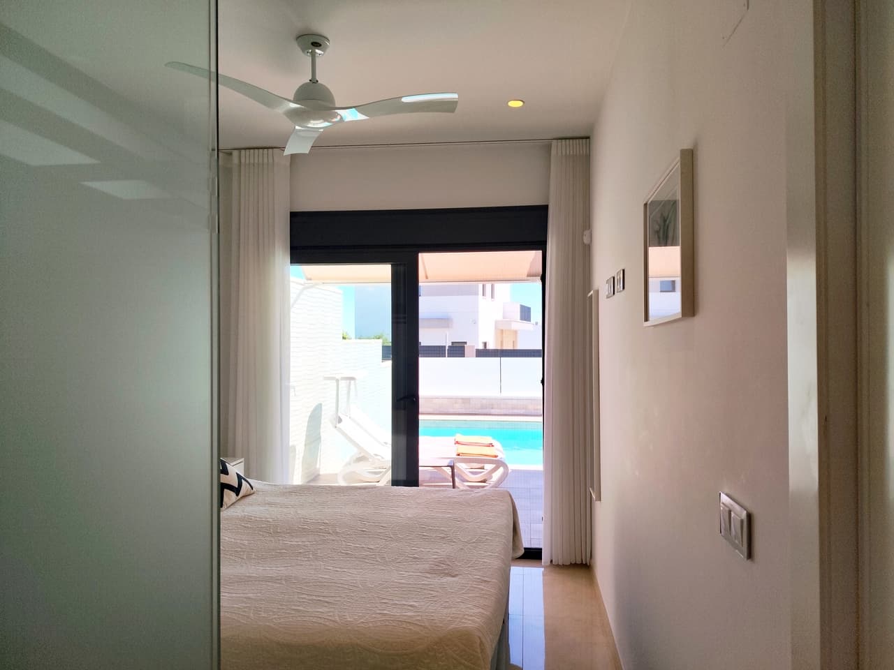 Villa - Chalet de 3 dormitorios en San Miguel de Salinas - 21