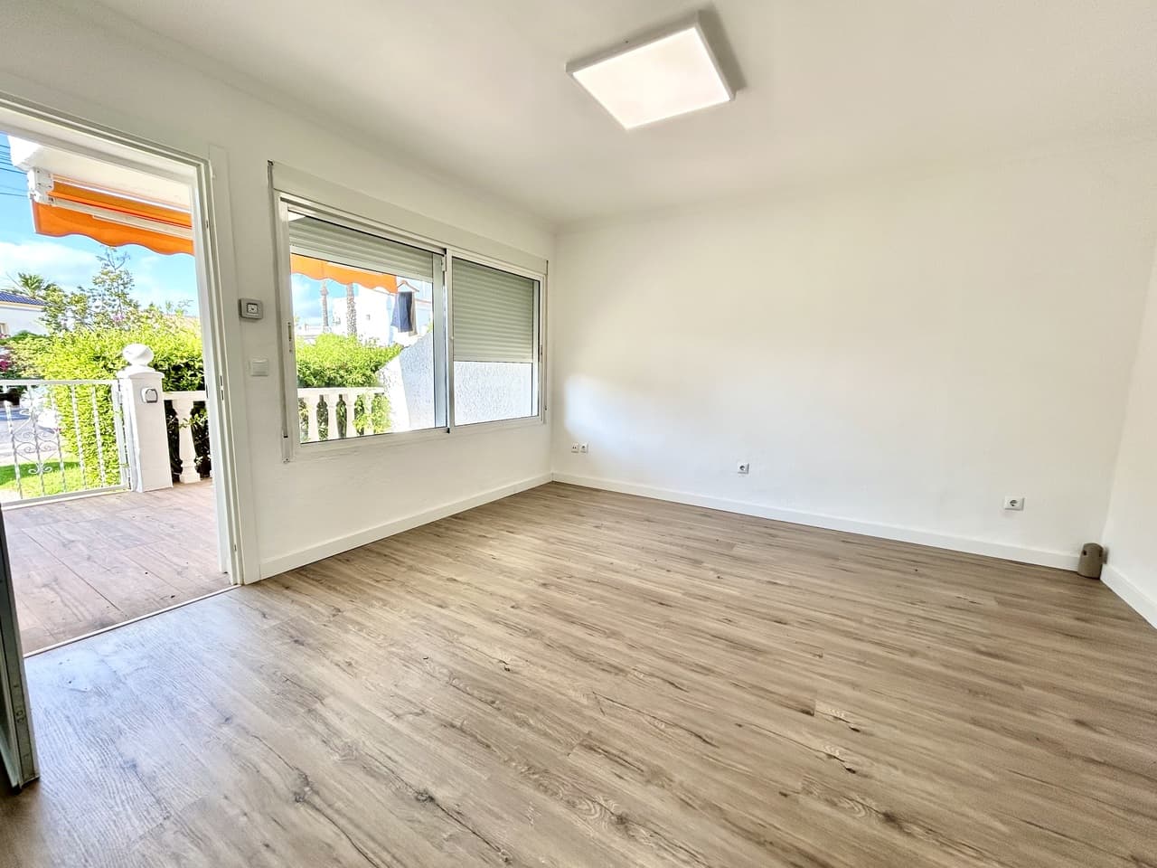 Apartamento Planta Media de 2 dormitorios en Villamartin - 7