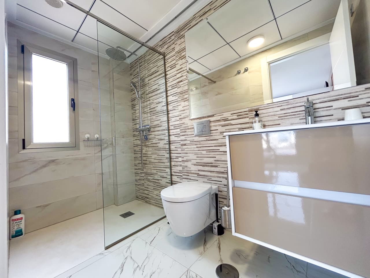 Villa - Chalet de 3 dormitorios en Villamartin - 24