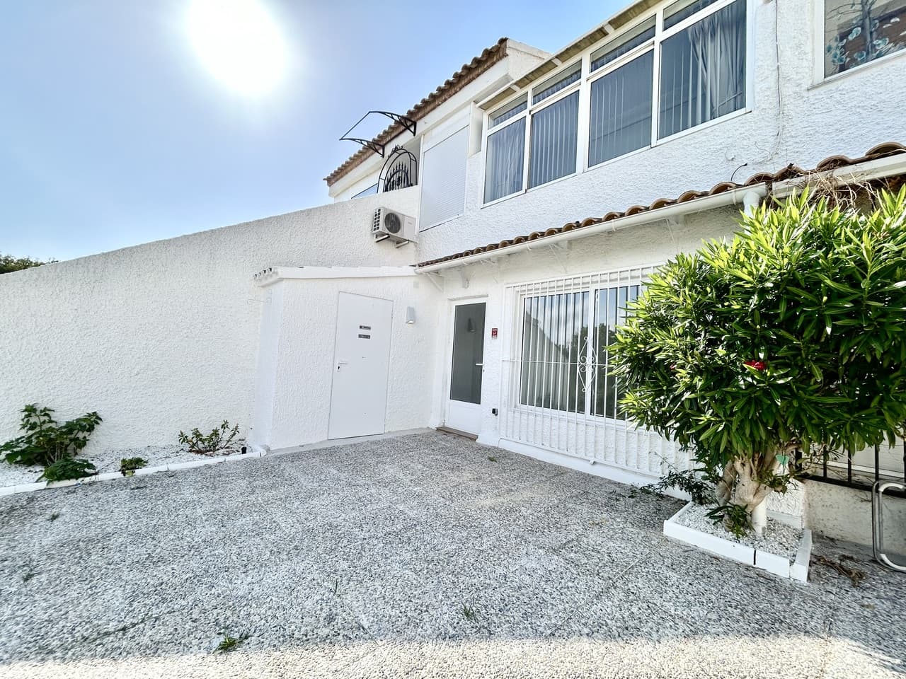 Apartamento Planta Media de 2 dormitorios en Villamartin - 22
