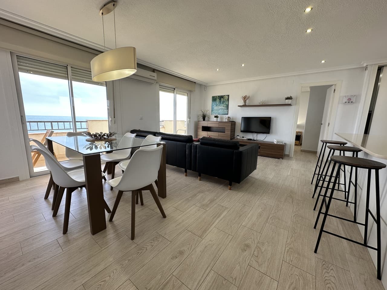 Tussenverdieping Appartement met 3 slaapkamers in Mil Palmeras - 9
