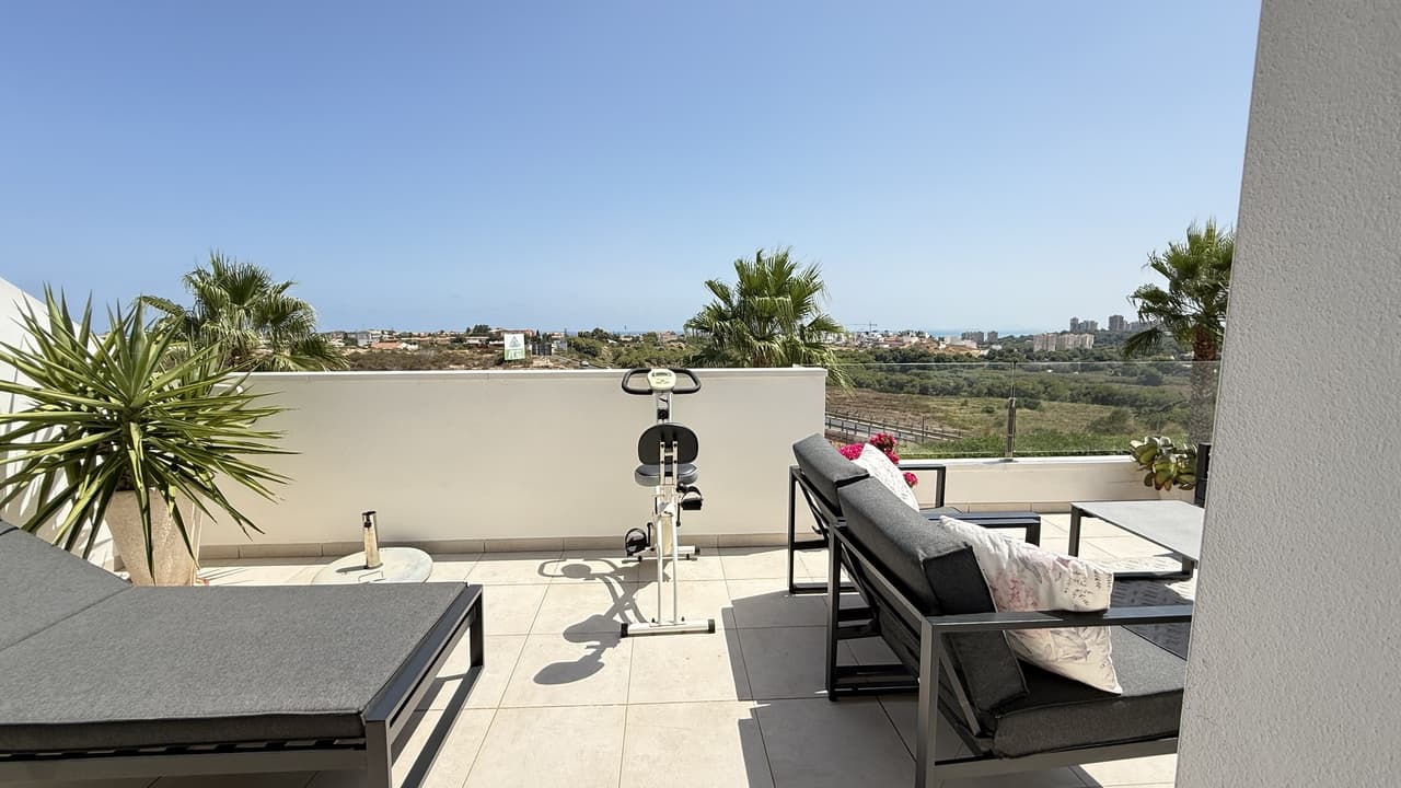 Adosada de 3 dormitorios en Cabo Roig - 32