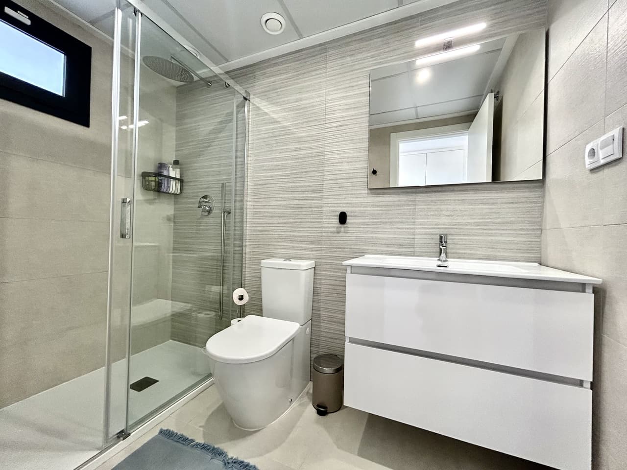 Apartamento Planta Media de 3 dormitorios en Los Dolses - 26