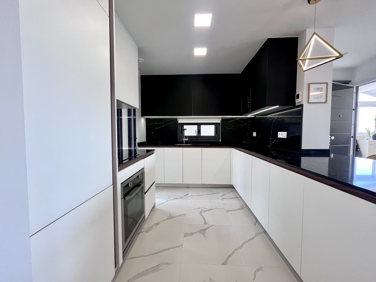 Tussenverdieping Appartement met 2 slaapkamers in San Miguel de Salinas - 5