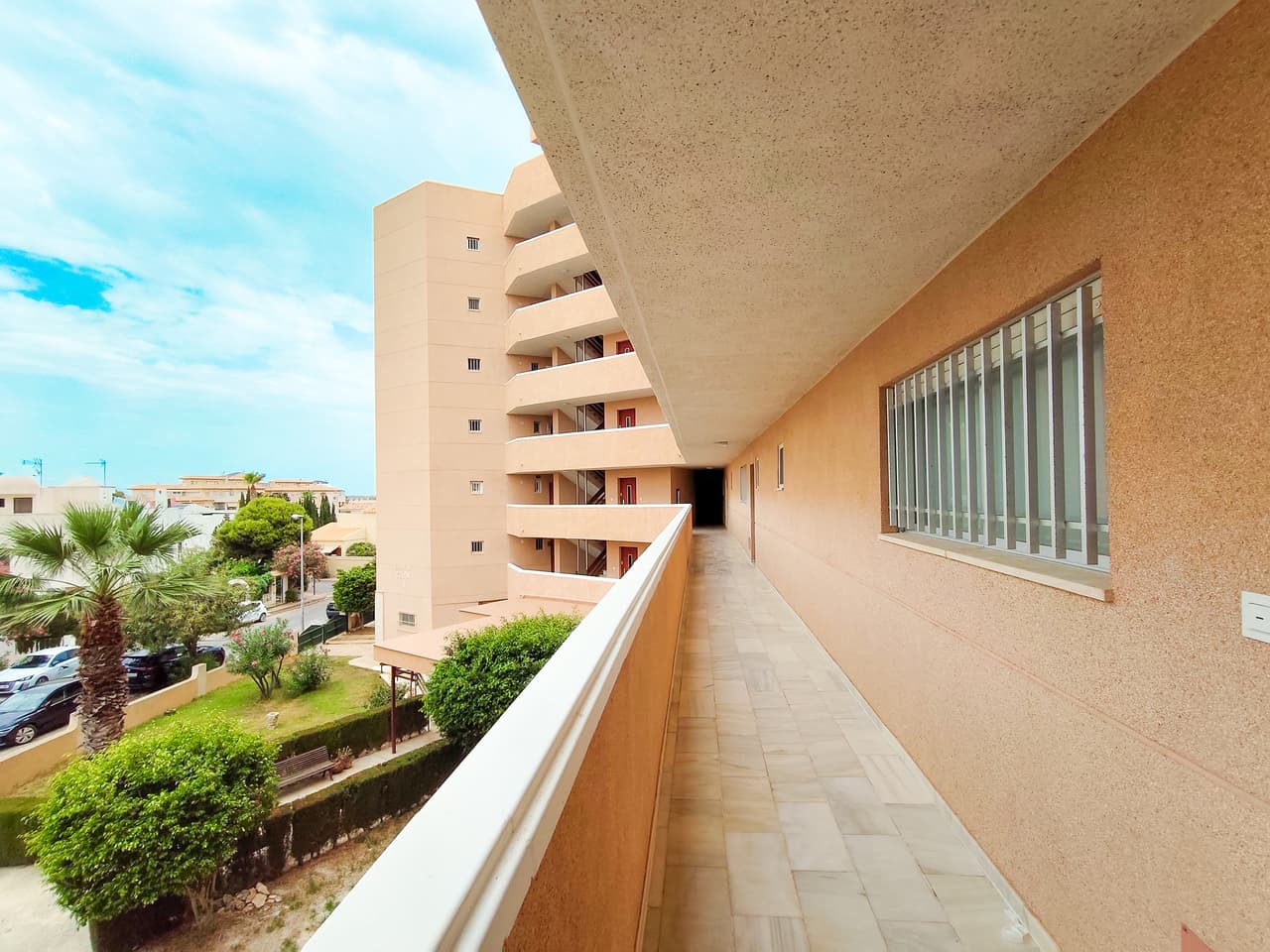 Apartamento Planta Media de 3 dormitorios en La Zenia - 38