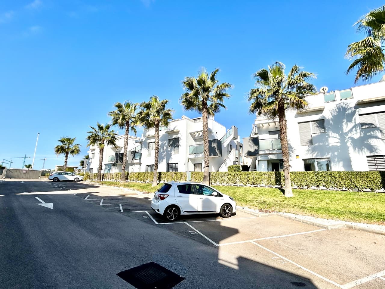Apartamento Planta Media de 2 dormitorios en Punta Prima - 35