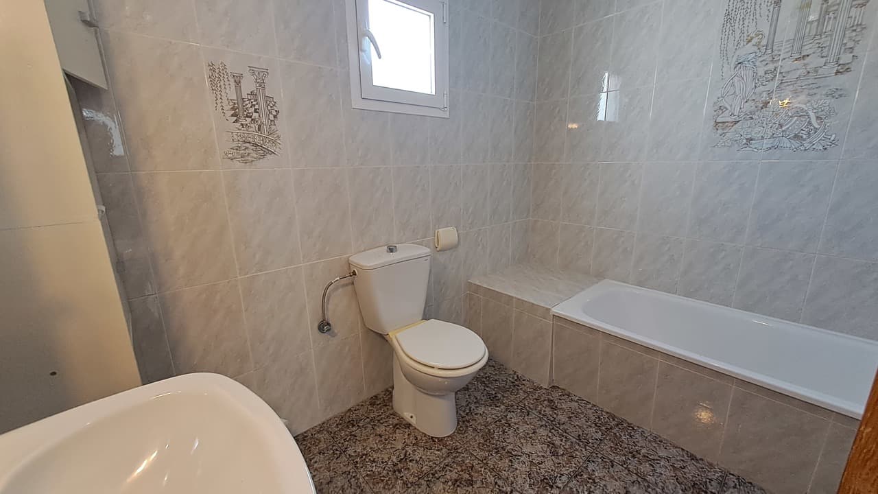 Villa - Chalet de 5 dormitorios en Villamartin - 14