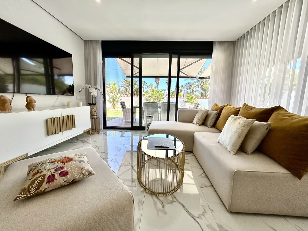 3 bed Detached Villa in Los Urrutias