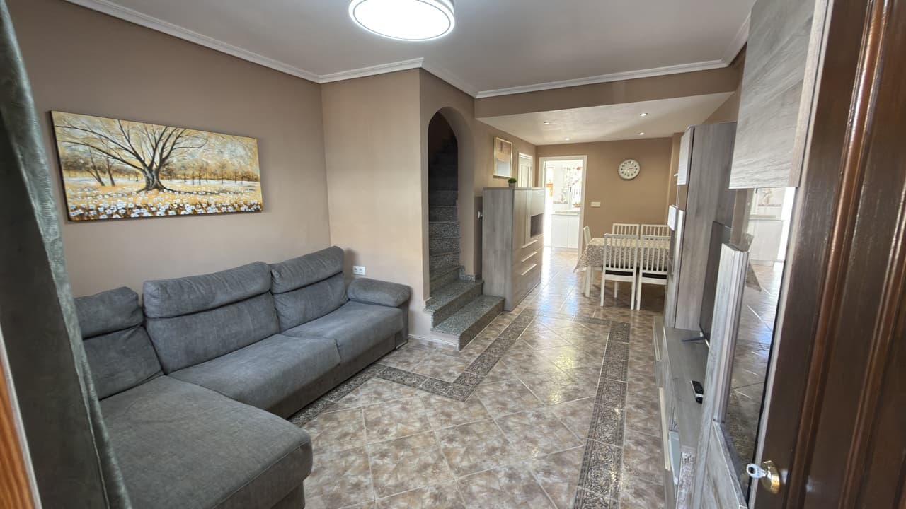 Geschakelde Woning met 3 slaapkamers in La Zenia - 8