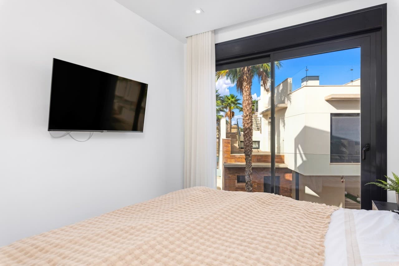 Villa - Chalet de 5 dormitorios en Cabo Roig - 21