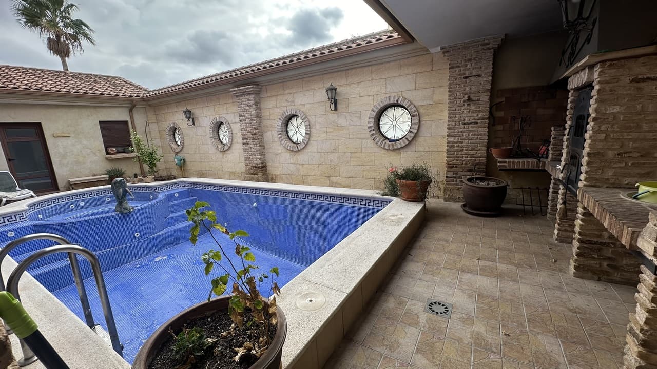 Vrijstaande Villa met 4 slaapkamers in San Miguel de Salinas - 29