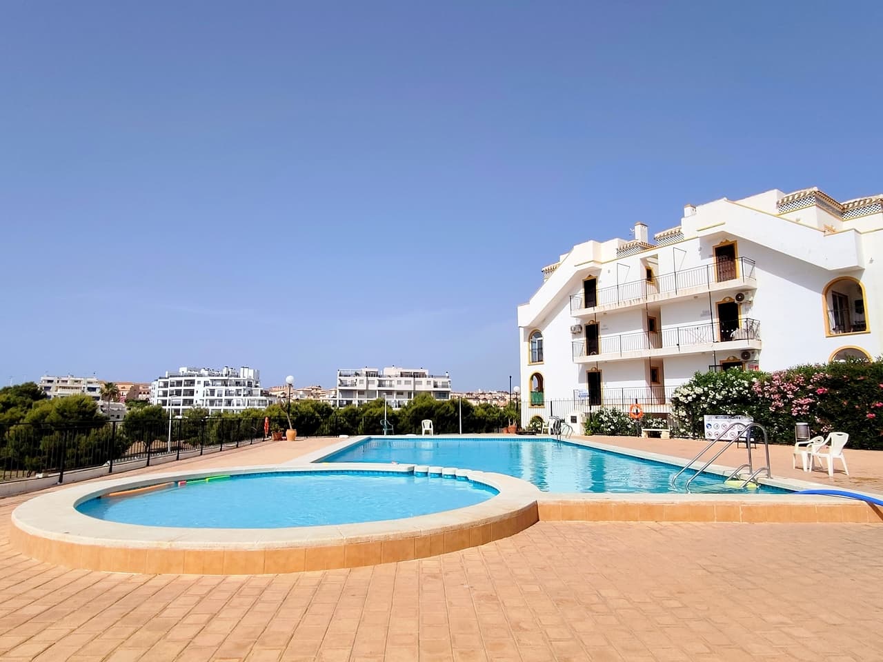 Apartamento Planta Media de 2 dormitorios en La Zenia - 1
