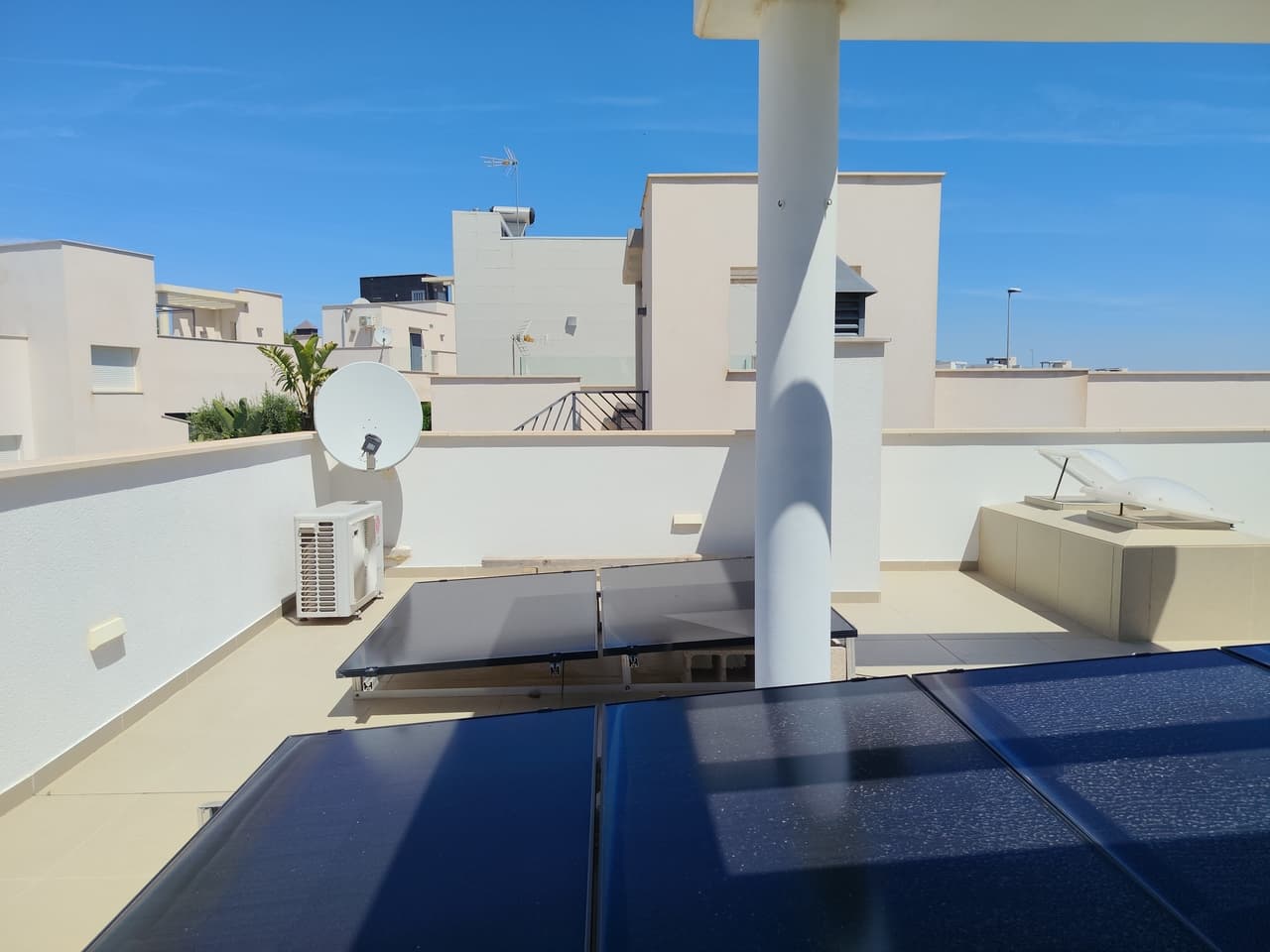 Villa - Chalet de 3 dormitorios en San Miguel de Salinas - 40