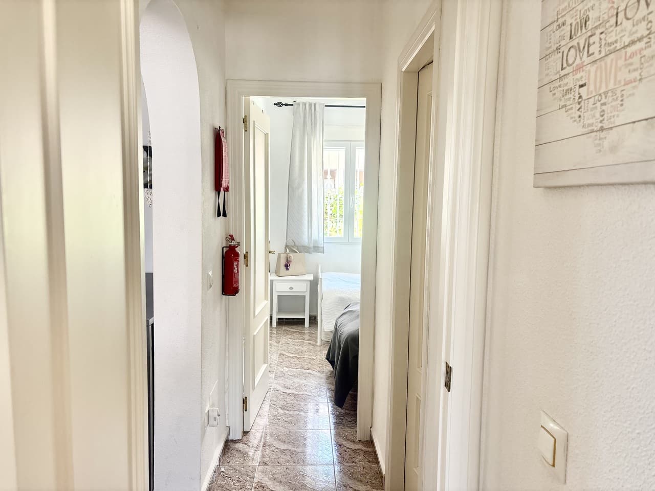 Tussenverdieping Appartement met 2 slaapkamers in La Zenia - 17