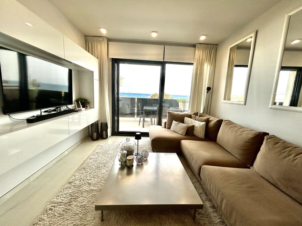 Tussenverdieping Appartement met 3 slaapkamers in Playa Flamenca - 5