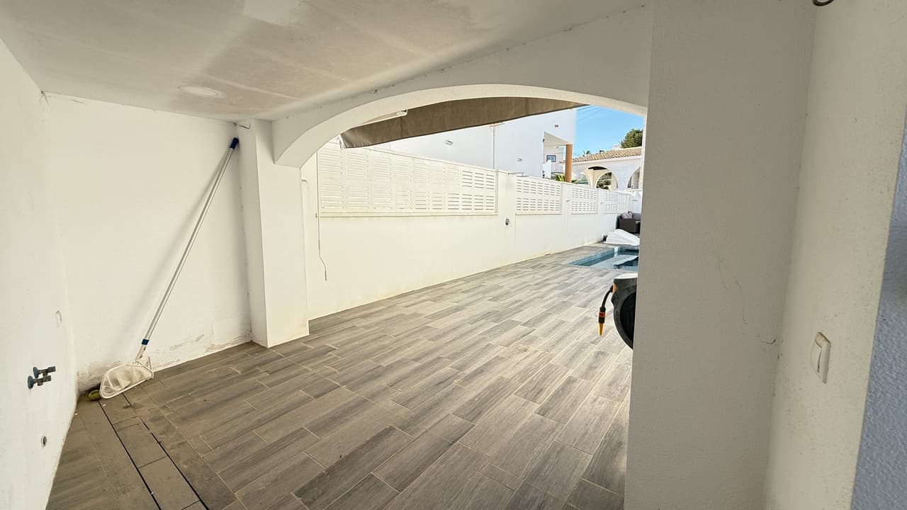 Villa - Chalet de 2 dormitorios en Villamartin - 9