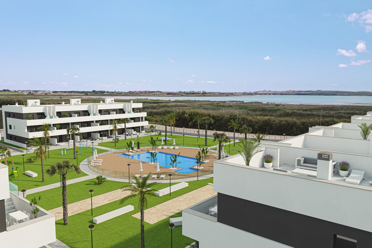 Apartamento Planta Media de 2 dormitorios en Guardamar del Segura - 17