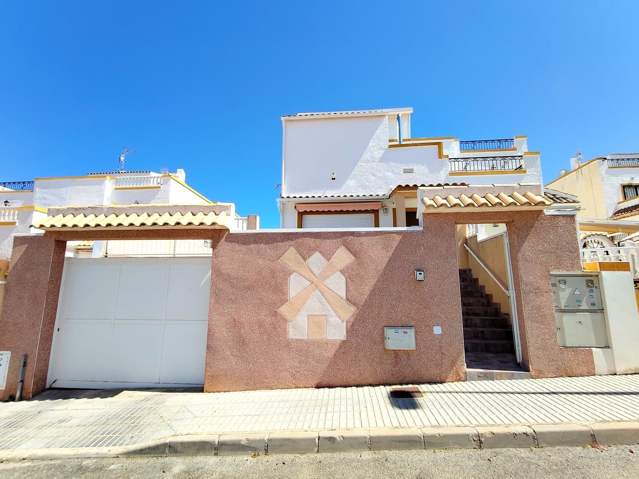 6 bed Townhouse in Los Altos - 33
