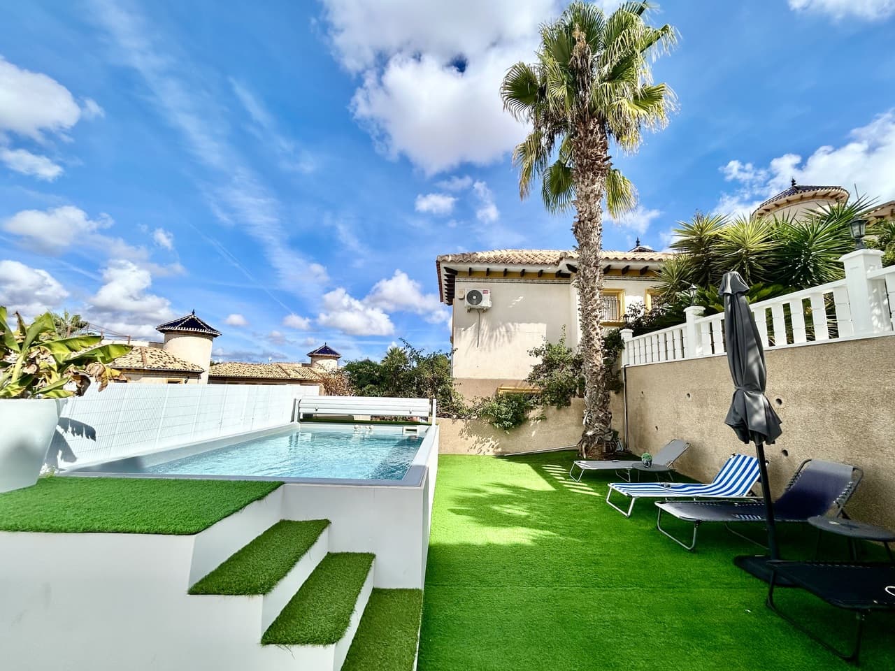 4 bed Detached Villa in Villamartin - 45