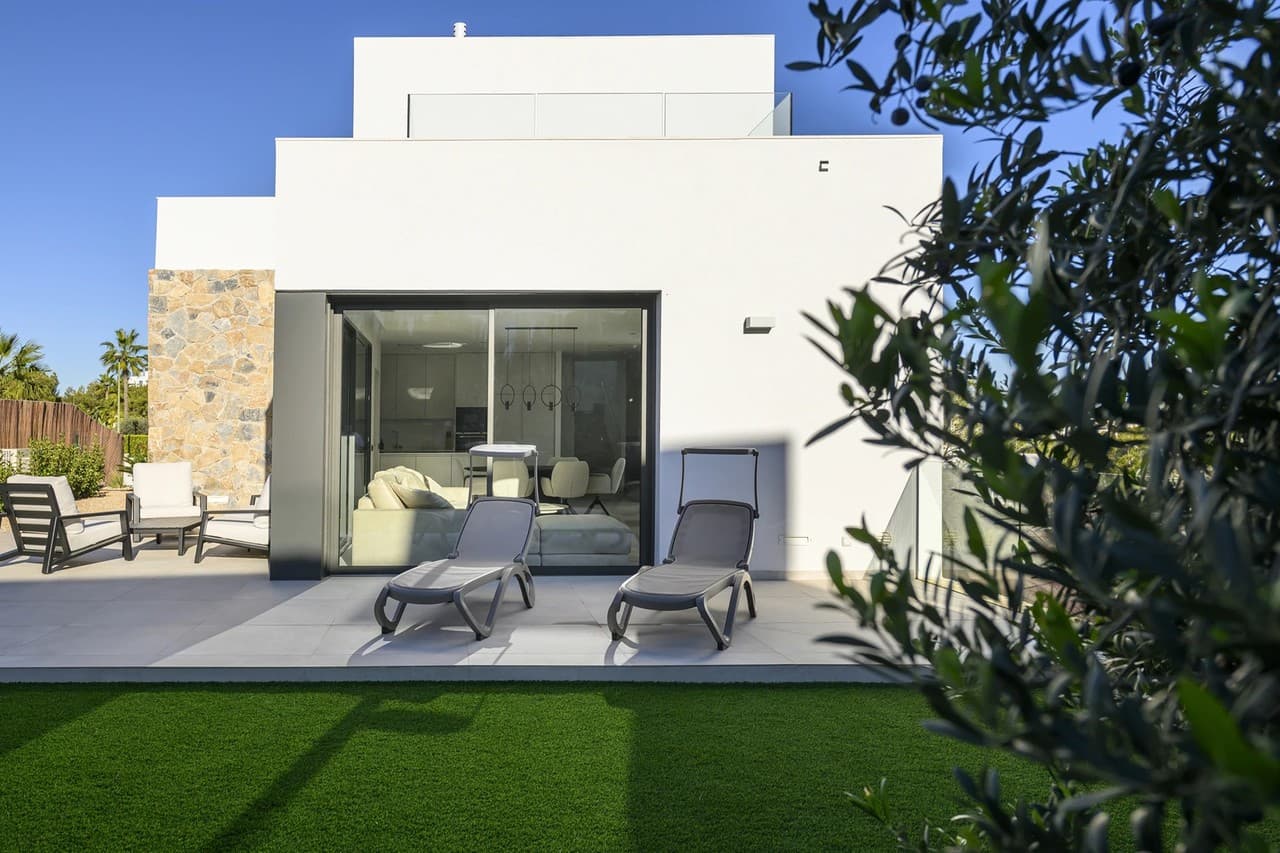 Villa - Chalet de 3 dormitorios en Las Colinas Golf - 3