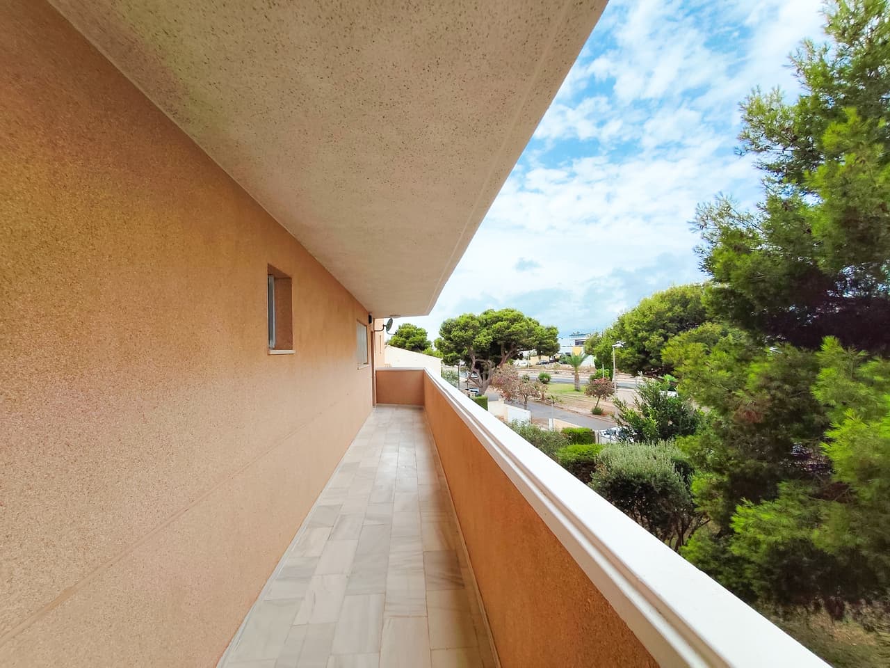 Apartamento Planta Media de 3 dormitorios en La Zenia - 37