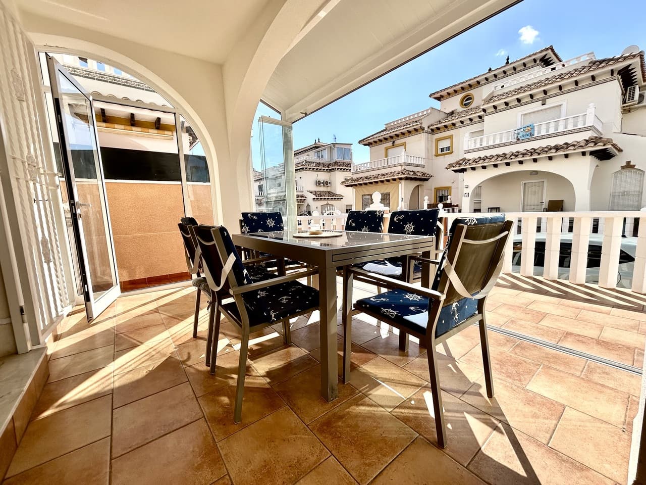 Geschakelde Woning met 2 slaapkamers in Cabo Roig - 5
