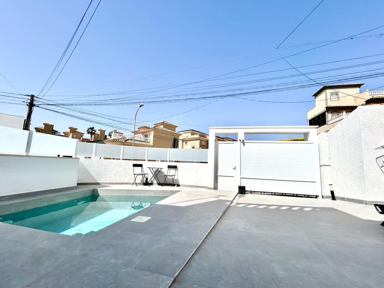 Villa - Chalet de 5 dormitorios en Villamartin - 42