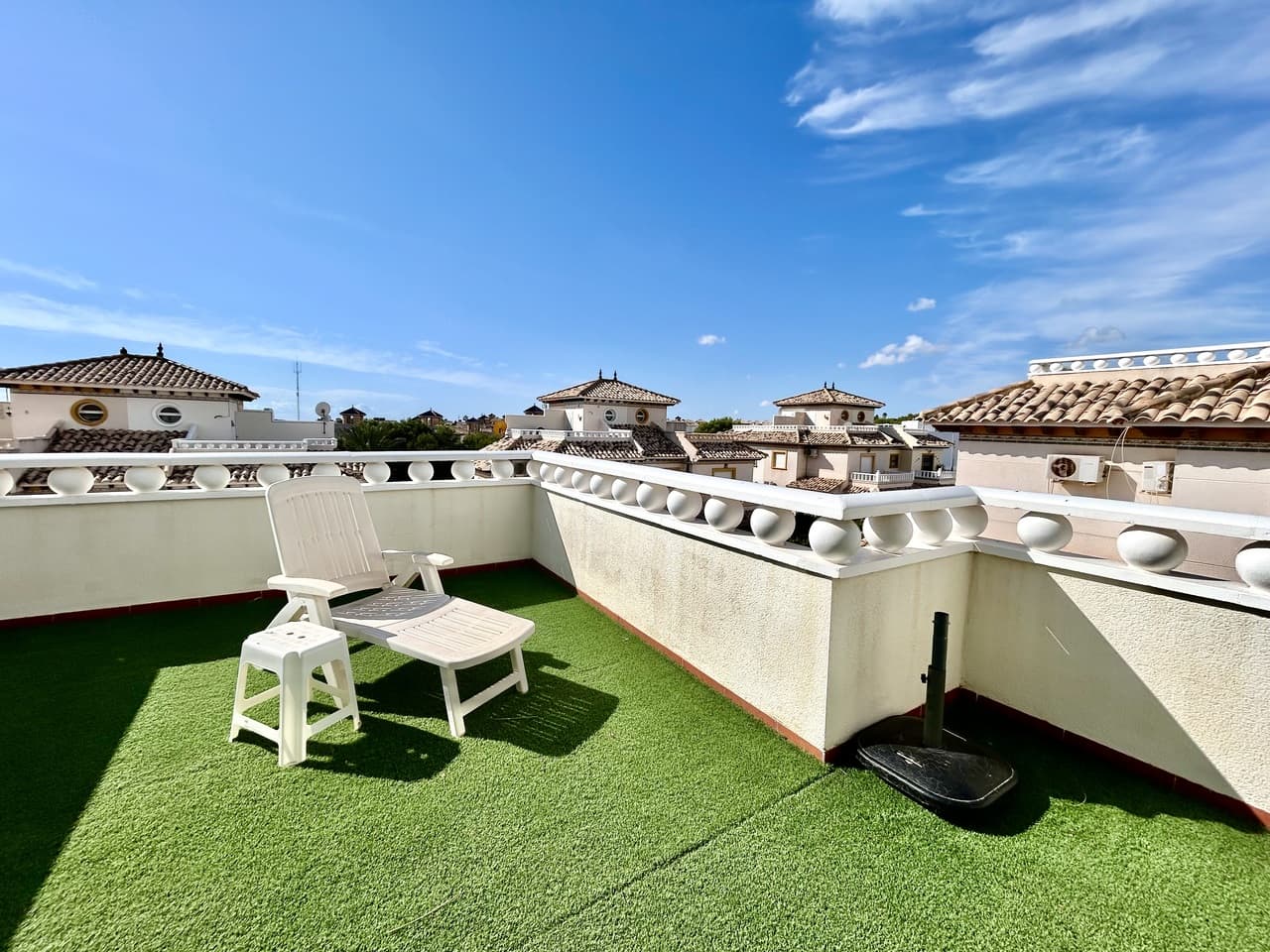 Geschakelde Woning met 2 slaapkamers in Cabo Roig - 24