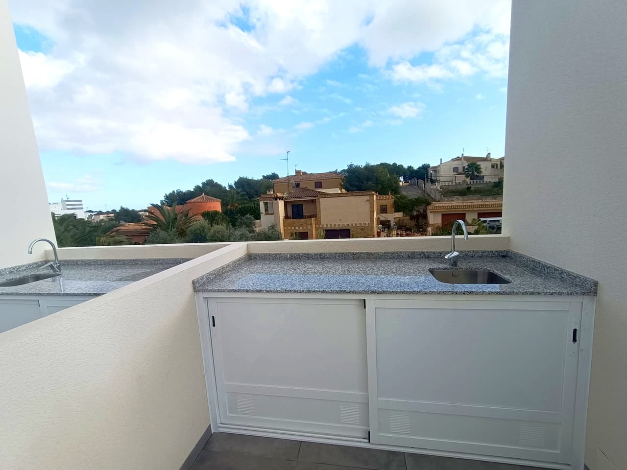 Villa - Chalet de 2 dormitorios en Villamartin - 28