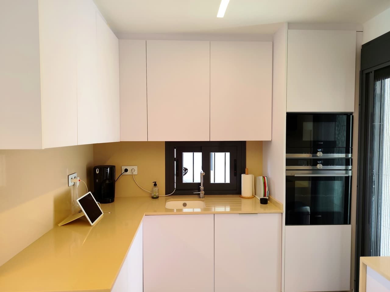 Villa - Chalet de 3 dormitorios en San Miguel de Salinas - 10