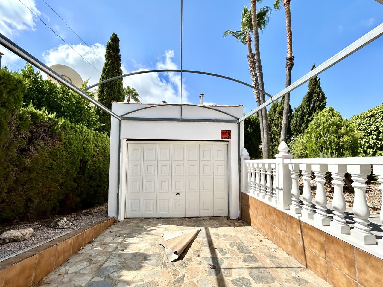 3 bed Detached Villa in Villamartin - 38
