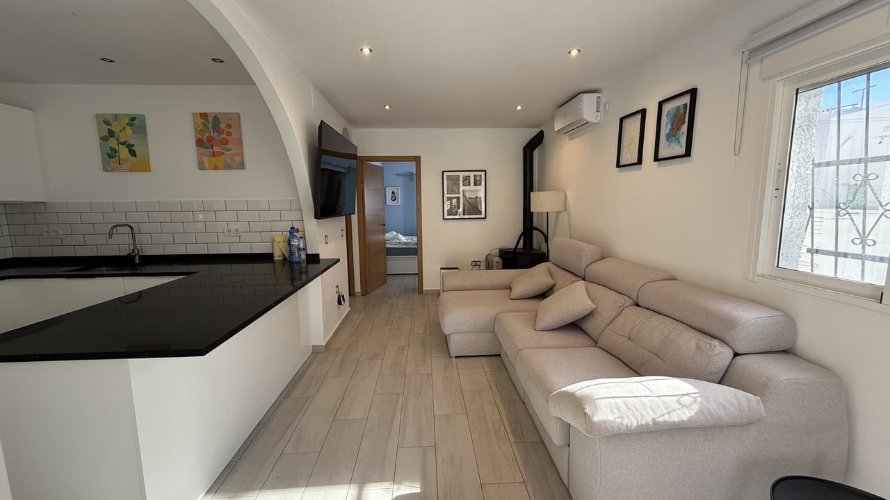 Villa - Chalet de 2 dormitorios en Villamartin - 14