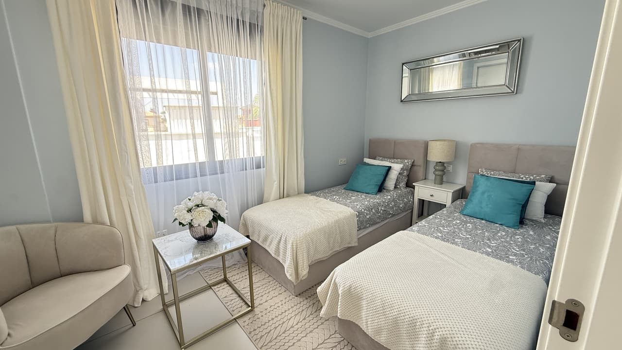 Adosada de 3 dormitorios en Cabo Roig - 22