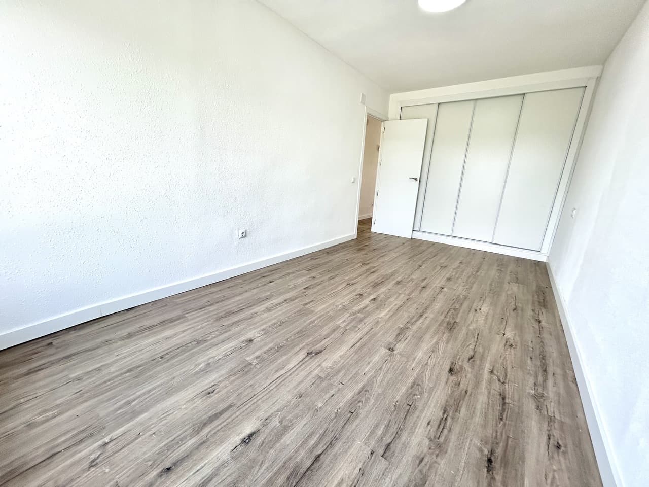 Apartamento Planta Media de 2 dormitorios en Villamartin - 15