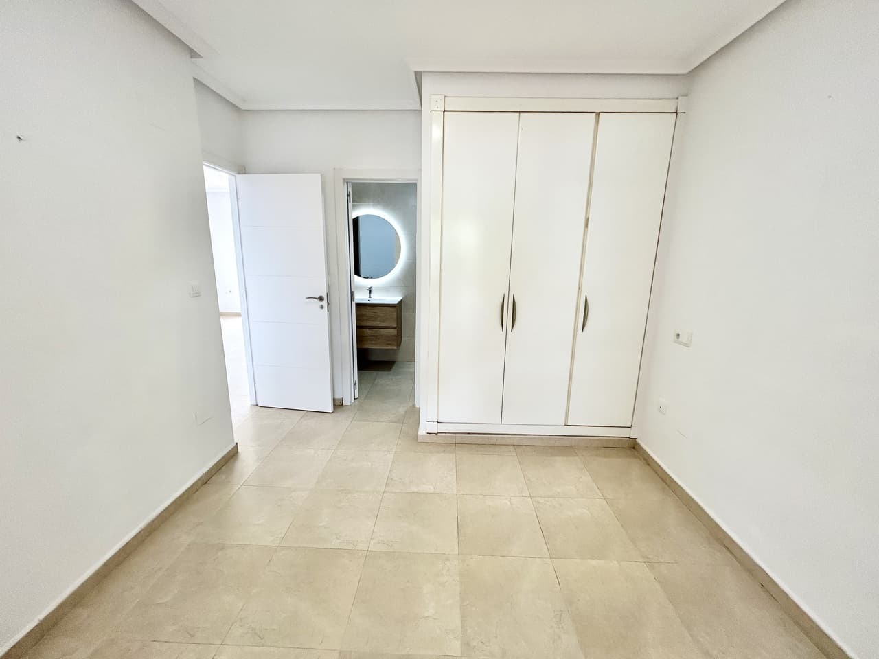 Apartamento Planta Media de 2 dormitorios en Villamartin - 11