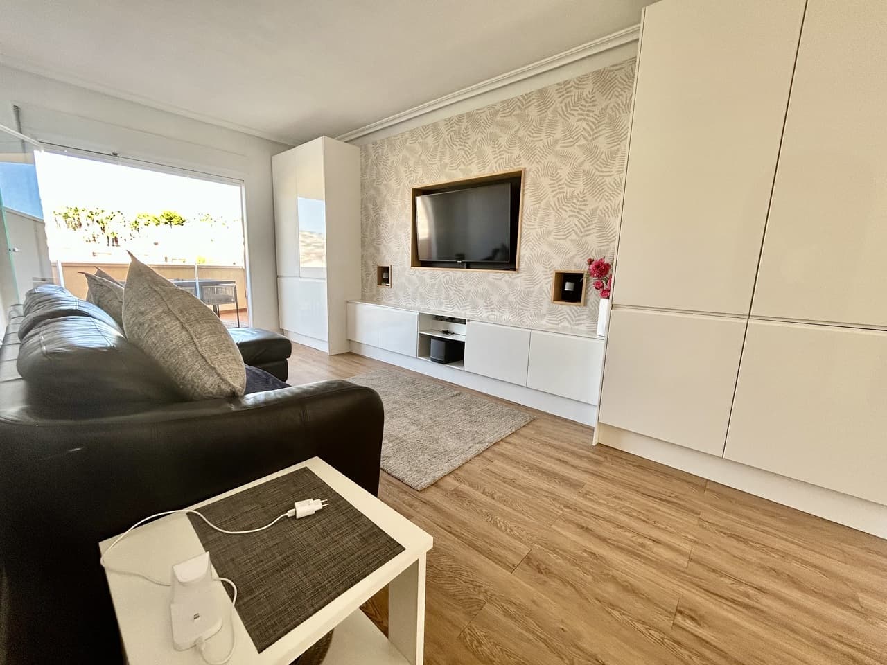 2 bed Middle Floor Apartment in Villamartin - 6